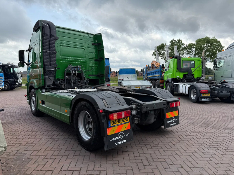Volvo FM FM370 4X2 Globetrotter / Welgro compressor / Dynimac steering / Holland Truck - Tractor unit: picture 3 Volvo FM FM370 4X2 Globetrotter / Welgro compressor / Dynimac steering / Holland Truck - Tractor unit: picture 3