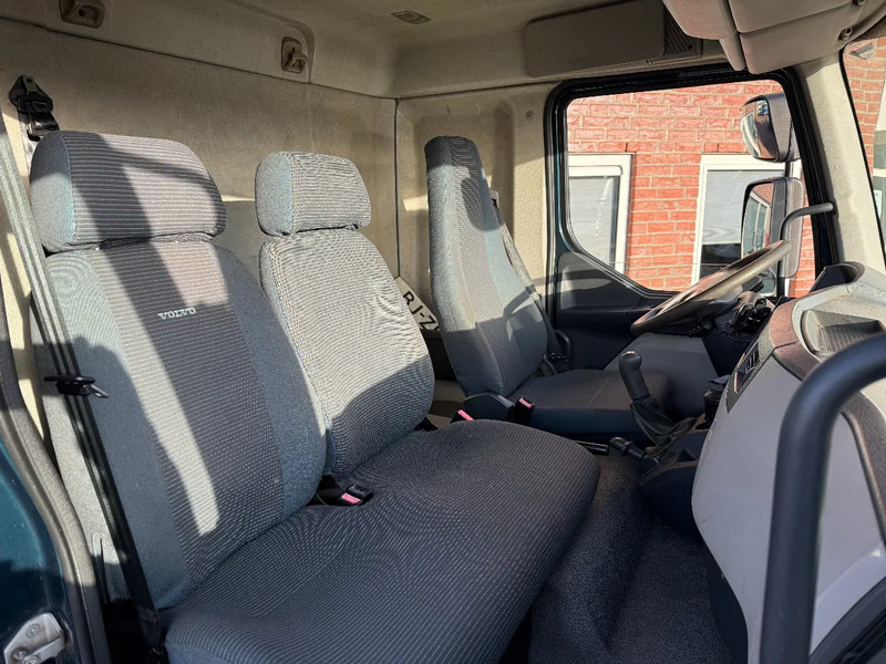 Volvo FL 12 FL 280 11.990KG MANUAL GEARBOX - Cab chassis truck: picture 3 Volvo FL 12 FL 280 11.990KG MANUAL GEARBOX - Cab chassis truck: picture 3