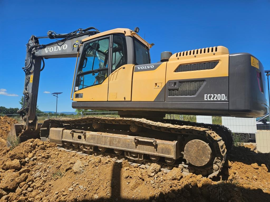 VOLVO EC 220 DL - Crawler excavator: picture 2 VOLVO EC 220 DL - Crawler excavator: picture 2