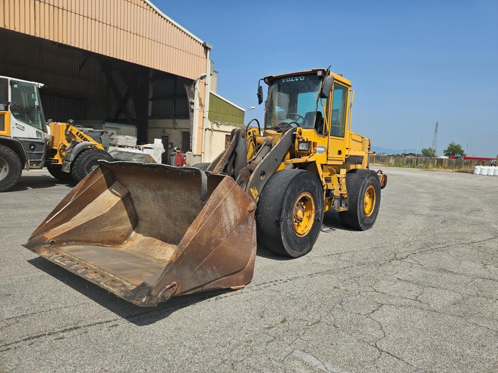 VOLVO L 70 D - Wheel loader: picture 2 VOLVO L 70 D - Wheel loader: picture 2