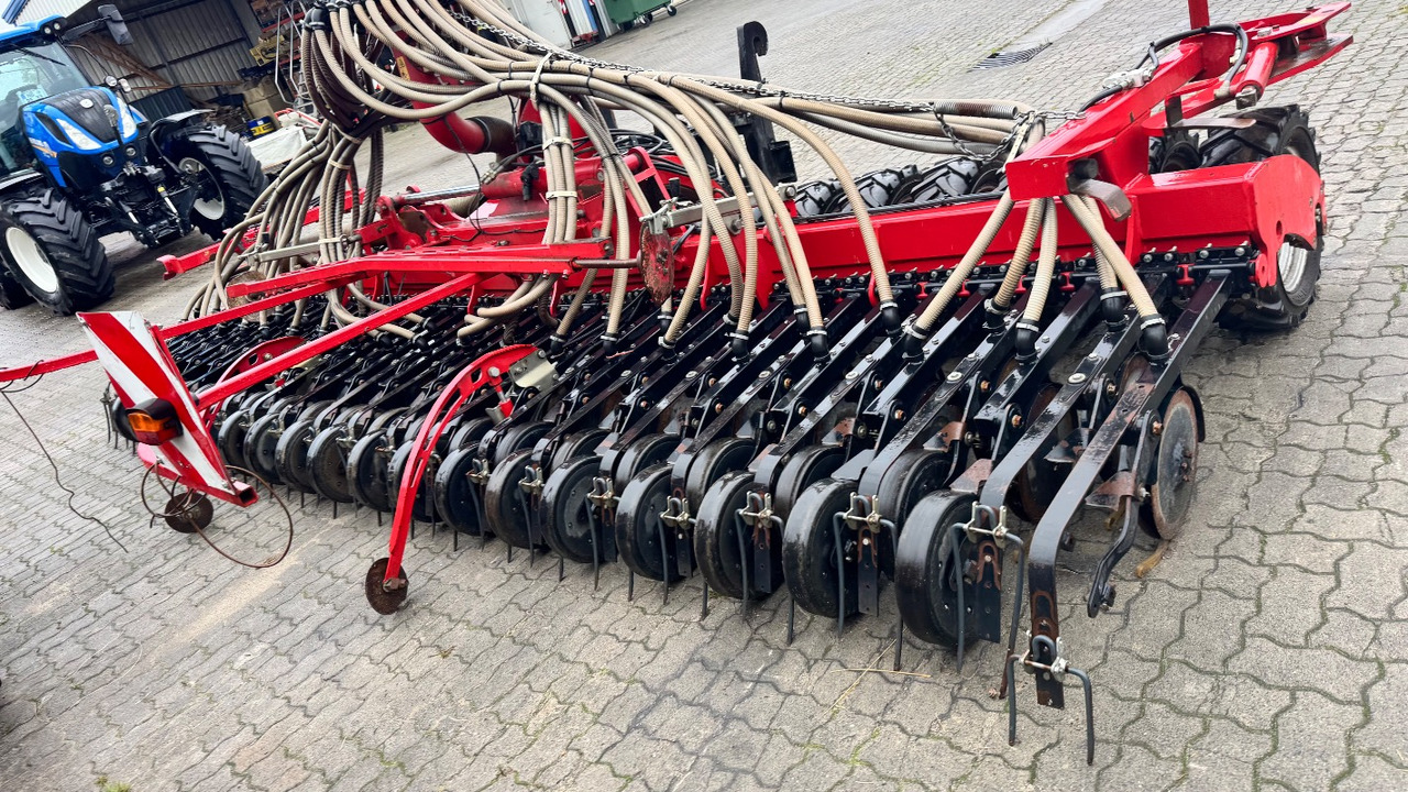Horsch Pronto 6AS mit Säschiene Maistro 8RC - Seed drill: picture 3 Horsch Pronto 6AS mit Säschiene Maistro 8RC - Seed drill: picture 3