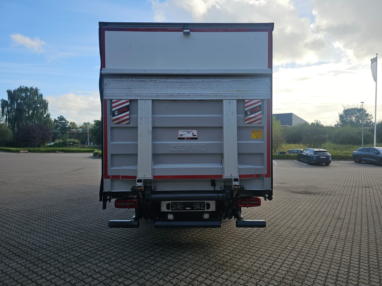 MAN TGM 15.290 - Box truck: picture 4 MAN TGM 15.290 - Box truck: picture 4