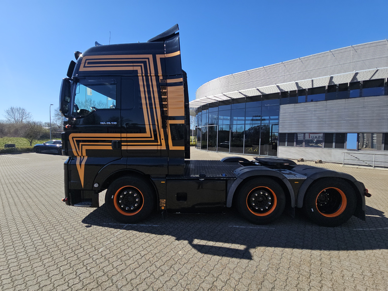 MAN TGX 26.510 - Tractor unit: picture 2 MAN TGX 26.510 - Tractor unit: picture 2