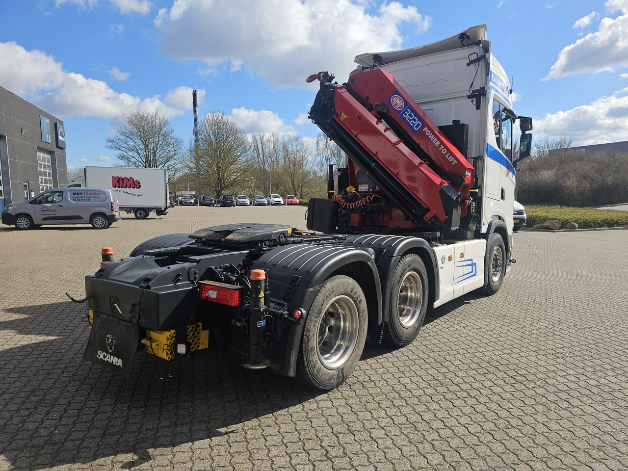 Scania S650 6x2 32 T-mtr. kran - Tractor unit: picture 3 Scania S650 6x2 32 T-mtr. kran - Tractor unit: picture 3
