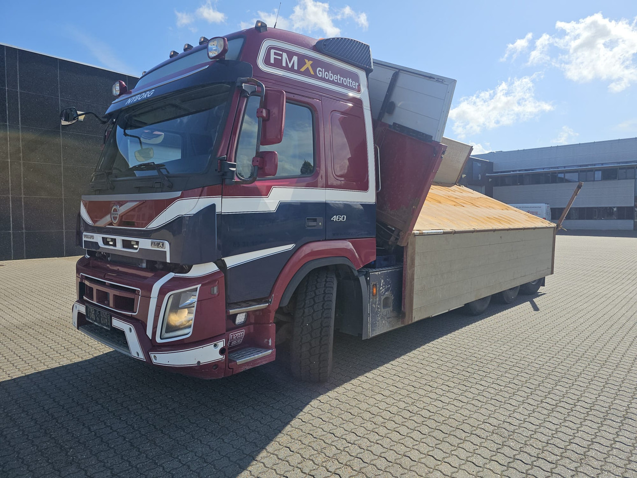 Volvo FMX500 - Container transporter/ Swap body truck: picture 2 Volvo FMX500 - Container transporter/ Swap body truck: picture 2