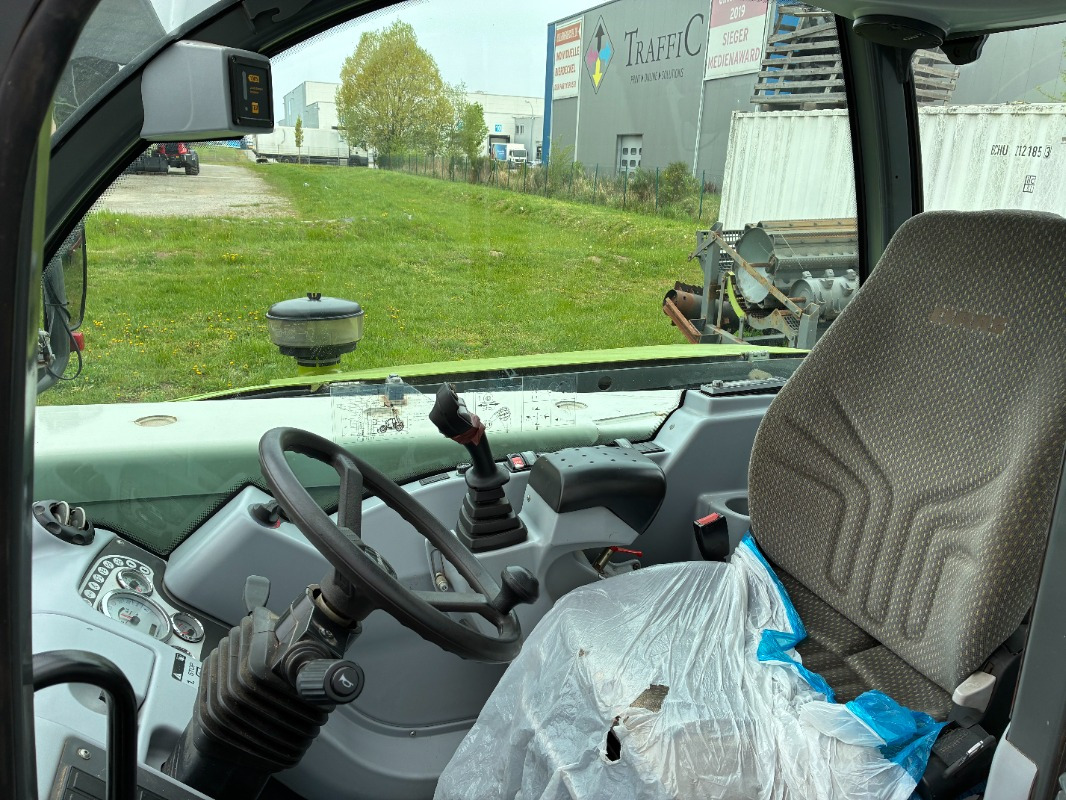 CLAAS Scorpion 7030 Varipower - Loader: picture 4 CLAAS Scorpion 7030 Varipower - Loader: picture 4