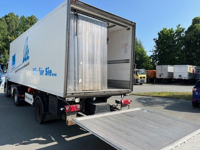 Kotschenreuther SKK 121 Kühlauflieger mit Trennwand Multitemp - Refrigerator semi-trailer: picture 4 Kotschenreuther SKK 121 Kühlauflieger mit Trennwand Multitemp - Refrigerator semi-trailer: picture 4