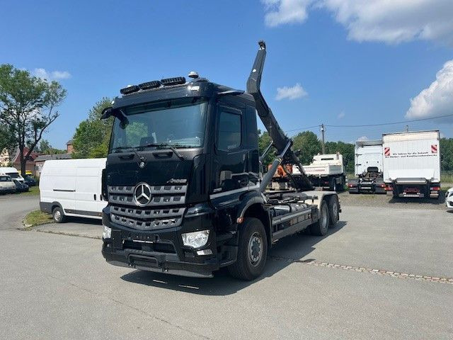 Mercedes-Benz Arocs 5 2651 HD Mit Meiller Abrollkipper - Hook lift truck: picture 3 Mercedes-Benz Arocs 5 2651 HD Mit Meiller Abrollkipper - Hook lift truck: picture 3