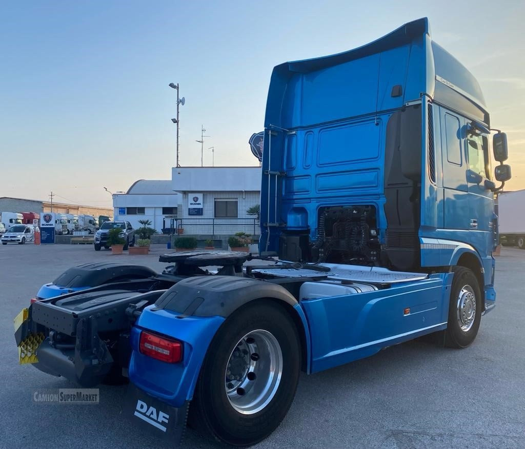 DAF XF105.510 - Tractor unit: picture 3 DAF XF105.510 - Tractor unit: picture 3