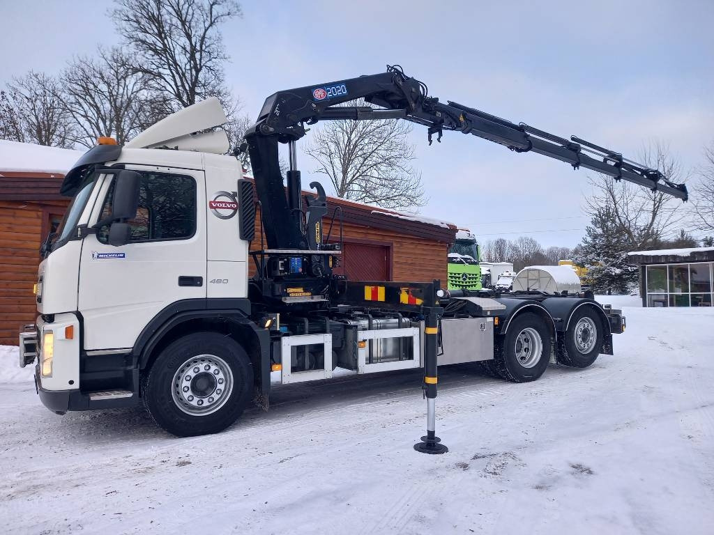 Volvo FM460, 6x2, PALFINGER+HMF 220 K-5 - Hook lift truck: picture 1 Volvo FM460, 6x2, PALFINGER+HMF 220 K-5 - Hook lift truck: picture 1