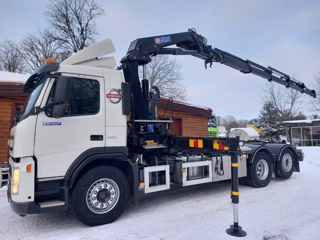 Volvo FM460, 6x2, PALFINGER+HMF 220 K-5 - Hook lift truck: picture 4 Volvo FM460, 6x2, PALFINGER+HMF 220 K-5 - Hook lift truck: picture 4