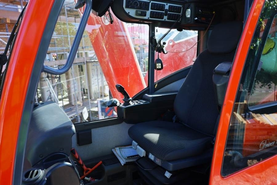 Demag AC220-5 Dutch Registration, 10x6x10, 220t Capacity - All terrain crane: picture 5 Demag AC220-5 Dutch Registration, 10x6x10, 220t Capacity - All terrain crane: picture 5