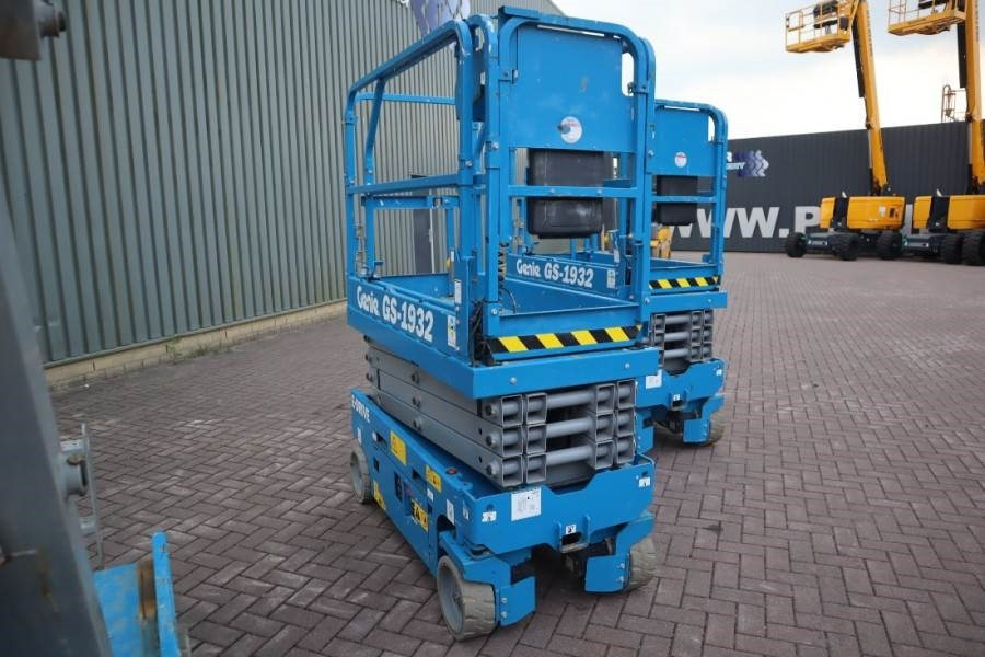 Genie GS1932 E-Drive Several In Stock, 8m Working Height - Scissor lift: picture 2 Genie GS1932 E-Drive Several In Stock, 8m Working Height - Scissor lift: picture 2