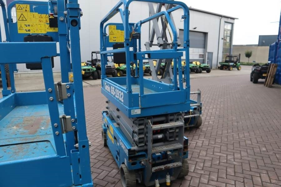 Genie GS1932 E-Drive Several In Stock, 8m Working Height - Scissor lift: picture 3 Genie GS1932 E-Drive Several In Stock, 8m Working Height - Scissor lift: picture 3