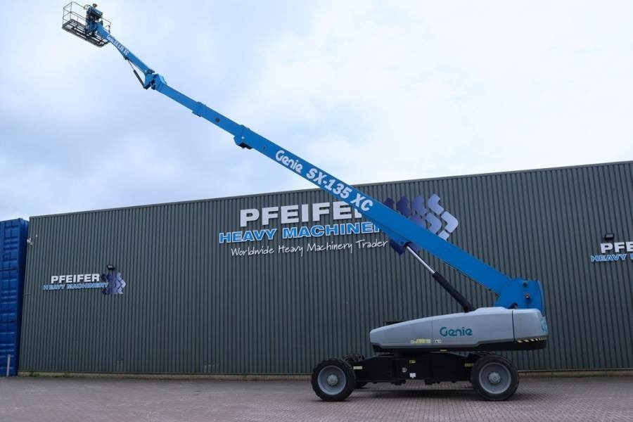 Genie SX135XC Diesel, 43m Working Height, 27.5m Reach, B leasing Genie SX135XC Diesel, 43m Working Height, 27.5m Reach, B: picture 9 Genie SX135XC Diesel, 43m Working Height, 27.5m Reach, B leasing Genie SX135XC Diesel, 43m Working Height, 27.5m Reach, B: picture 9