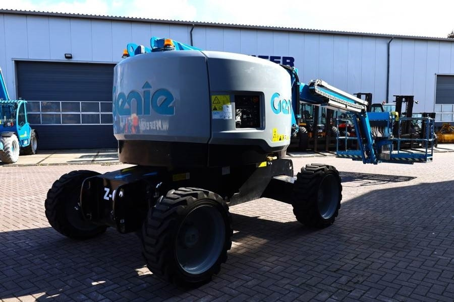 Genie Z62/40 Diesel, 4x4 Drive, 20.9 m Working Height, 1  - Articulated boom: picture 2 Genie Z62/40 Diesel, 4x4 Drive, 20.9 m Working Height, 1  - Articulated boom: picture 2