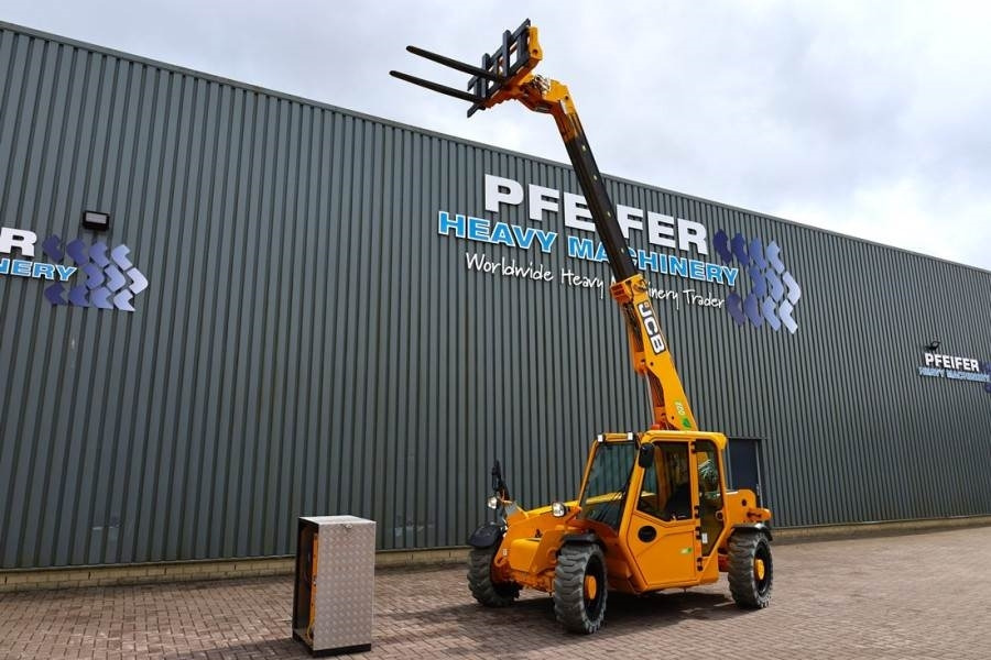 JCB 525-60E Guarantee! Fully Electric, 2500kg Capacity - Telescopic handler: picture 3 JCB 525-60E Guarantee! Fully Electric, 2500kg Capacity - Telescopic handler: picture 3
