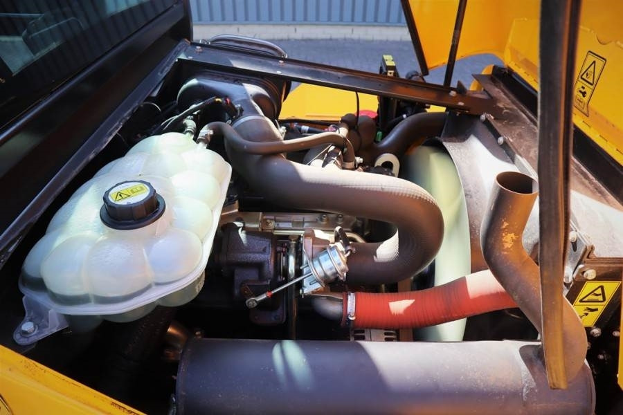 JCB 940-4 T4 Valid inspection, *Guarantee! Diesel, 4x4 - Rough terrain forklift: picture 3 JCB 940-4 T4 Valid inspection, *Guarantee! Diesel, 4x4 - Rough terrain forklift: picture 3