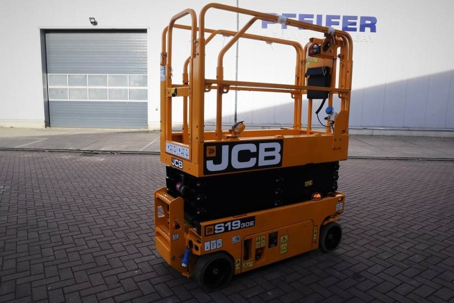 JCB S1930E Valid inspection, *Guarantee! New And Avail - Scissor lift: picture 3 JCB S1930E Valid inspection, *Guarantee! New And Avail - Scissor lift: picture 3