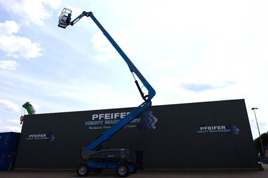 JLG 1250AJP Diesel, 4x4x4 Drive, 40.1m Working Height, - Articulated boom: picture 2 JLG 1250AJP Diesel, 4x4x4 Drive, 40.1m Working Height, - Articulated boom: picture 2