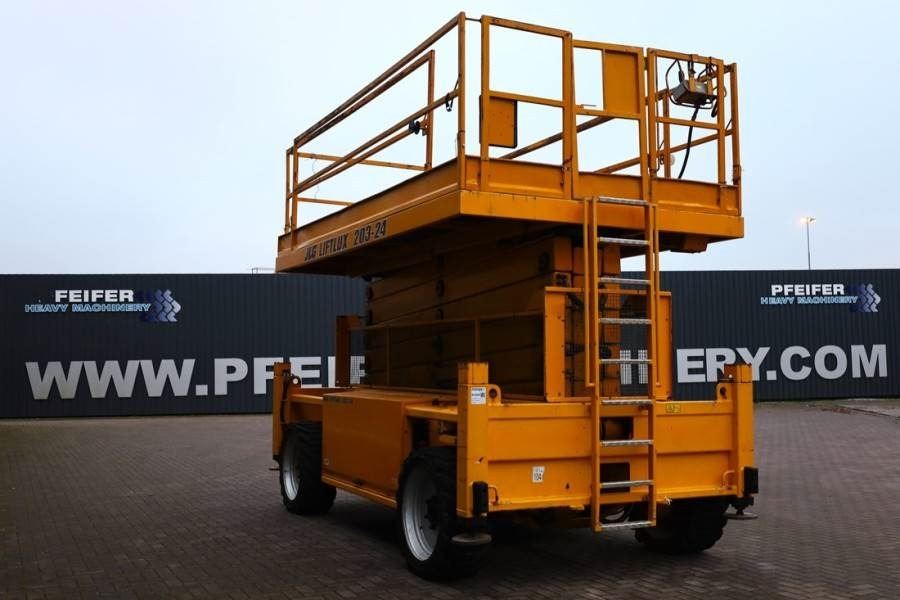 JLG 203-24 Diesel, 4x4 Drive, 22.3m Working Height, 75 - Scissor lift: picture 4 JLG 203-24 Diesel, 4x4 Drive, 22.3m Working Height, 75 - Scissor lift: picture 4