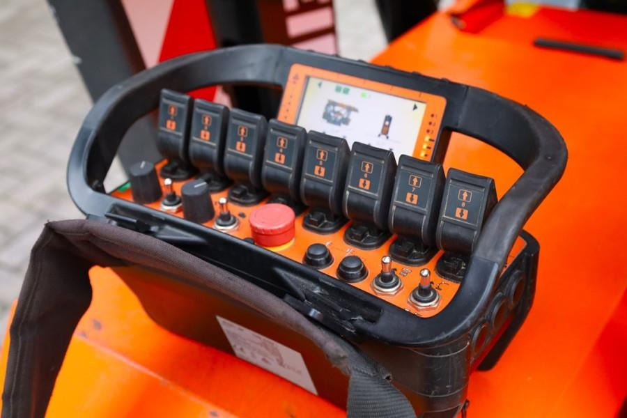 Jekko SPX532CL2 Electric, Remote Controlled, 17.3m Lifti - Crawler crane: picture 4 Jekko SPX532CL2 Electric, Remote Controlled, 17.3m Lifti - Crawler crane: picture 4