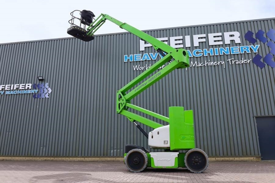 Niftylift HR17N Hybrid MK3 Hybrid Battery & Diesel, 17m Work - Articulated boom: picture 3 Niftylift HR17N Hybrid MK3 Hybrid Battery & Diesel, 17m Work - Articulated boom: picture 3