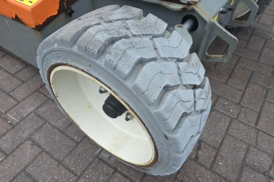 Articulated boom Snorkel A38E As-Is, Electric, 13.5m Working Height, 6.1m R: picture 13 Articulated boom Snorkel A38E As-Is, Electric, 13.5m Working Height, 6.1m R: picture 13