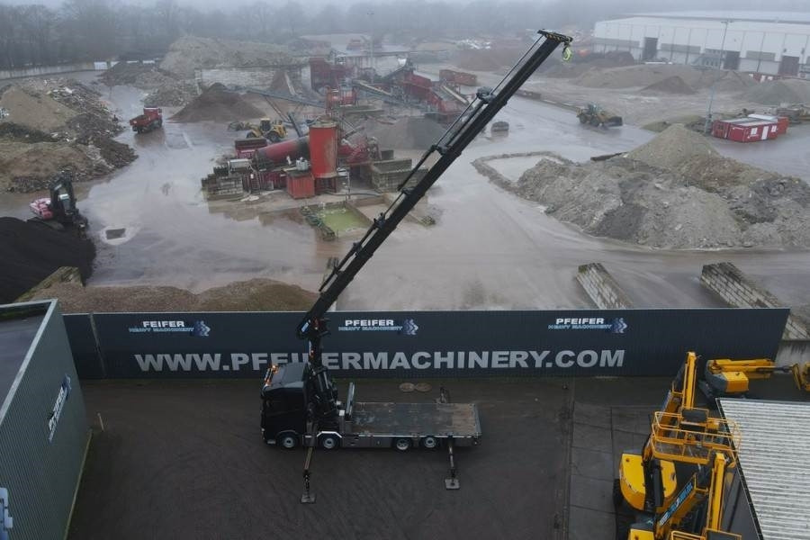 All terrain crane Volvo FH460 Globetrotter / EFFER 955 8S Euro 6, Valid In: picture 13