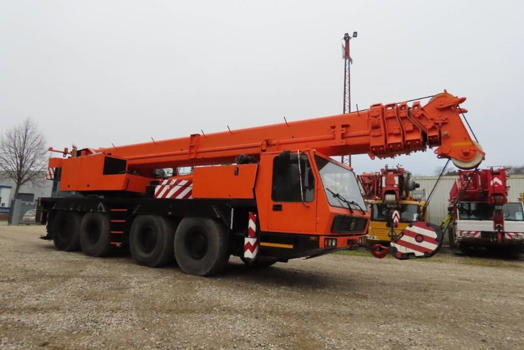 Krupp KMK 4080 - All terrain crane: picture 2 Krupp KMK 4080 - All terrain crane: picture 2