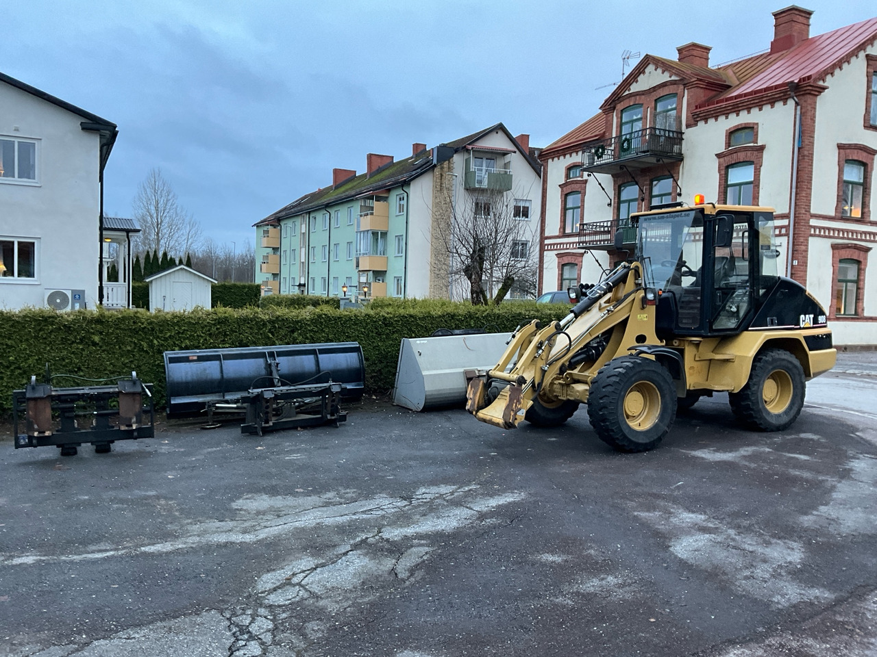 CAT 908 - Wheel loader: picture 1 CAT 908 - Wheel loader: picture 1