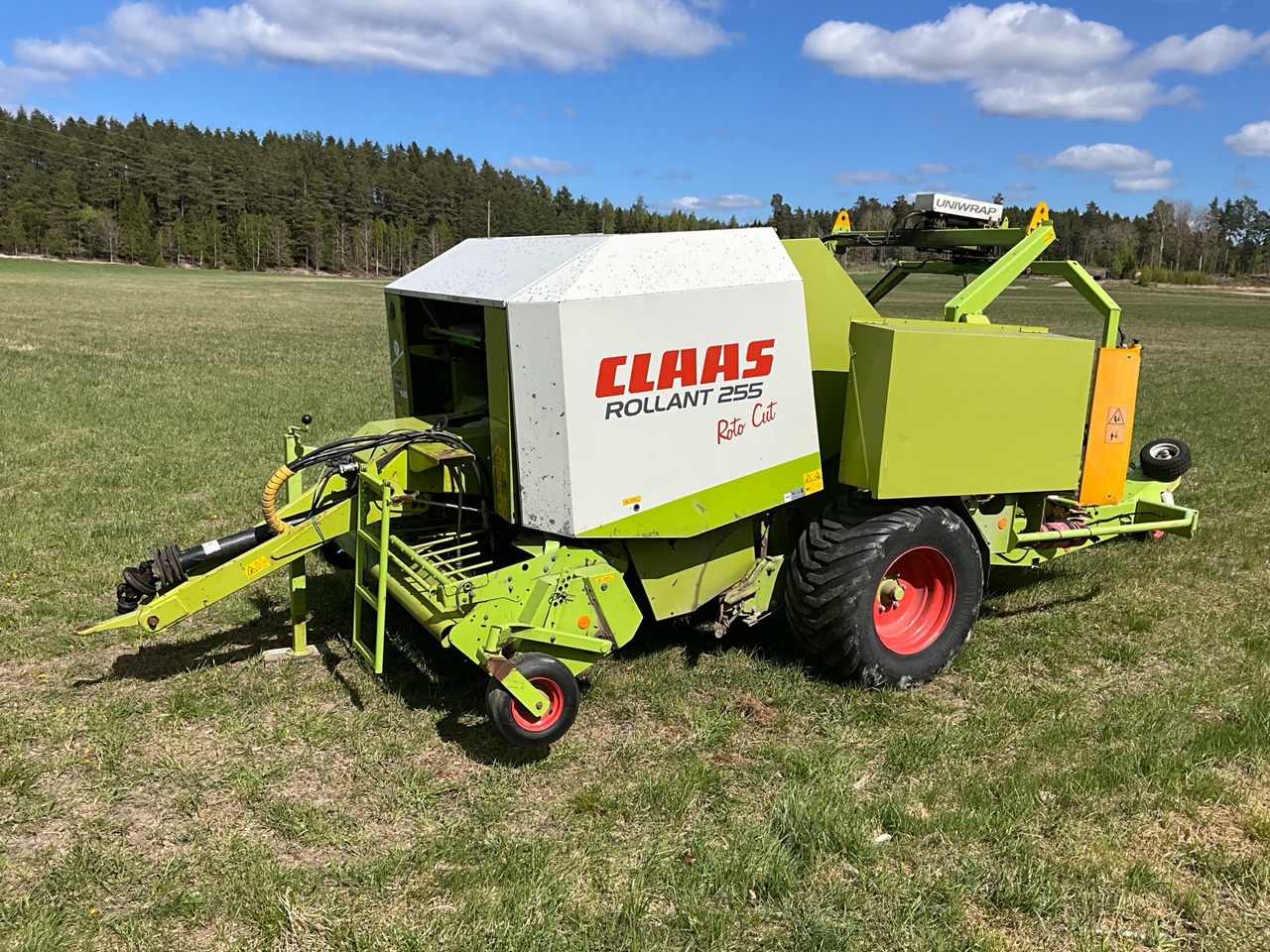 Claas Rollant 255 Roto Cut - Round baler: picture 1 Claas Rollant 255 Roto Cut - Round baler: picture 1