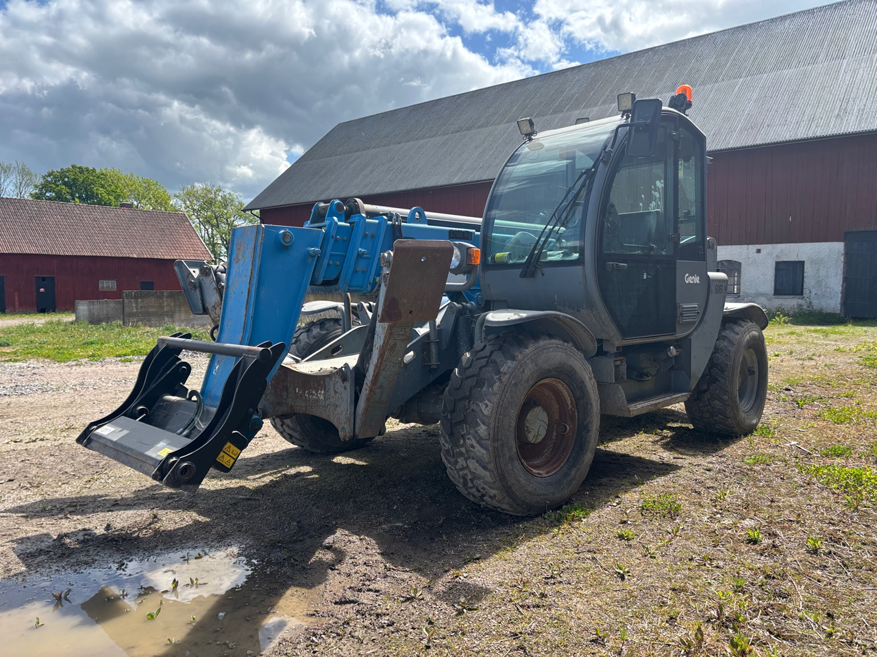 Genie GTH-3713 - Telescopic handler: picture 1 Genie GTH-3713 - Telescopic handler: picture 1