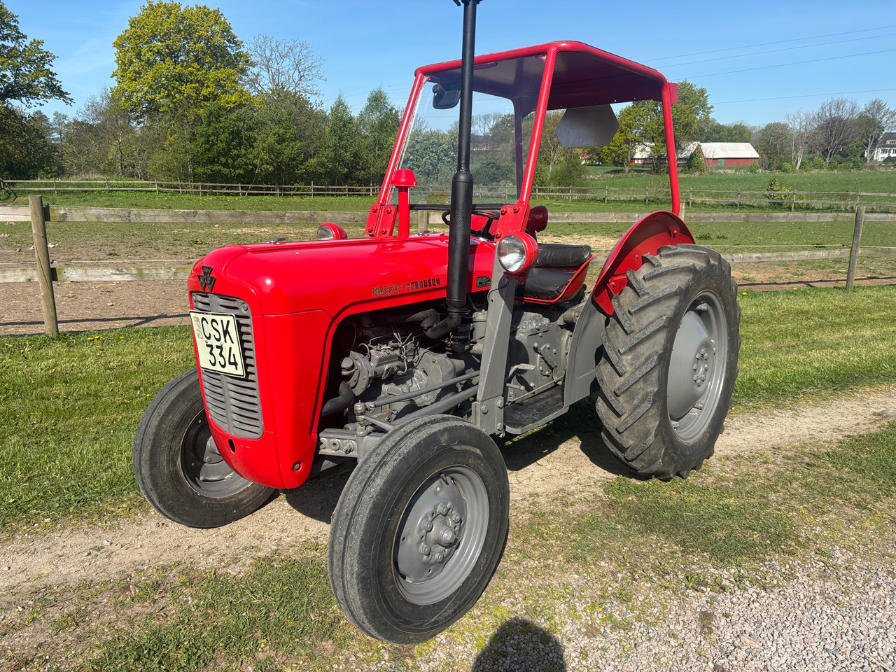 Massey Ferguson 35 - Farm tractor: picture 1 Massey Ferguson 35 - Farm tractor: picture 1
