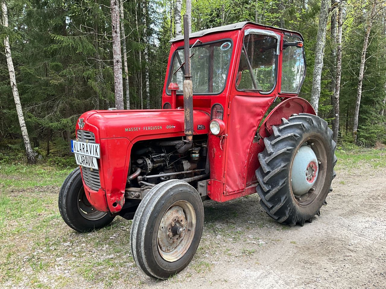 Massey Ferguson 35 X - Farm tractor: picture 1 Massey Ferguson 35 X - Farm tractor: picture 1