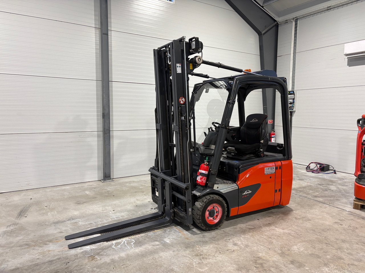 Linde E16-02 - Material handling equipment: picture 1 Linde E16-02 - Material handling equipment: picture 1