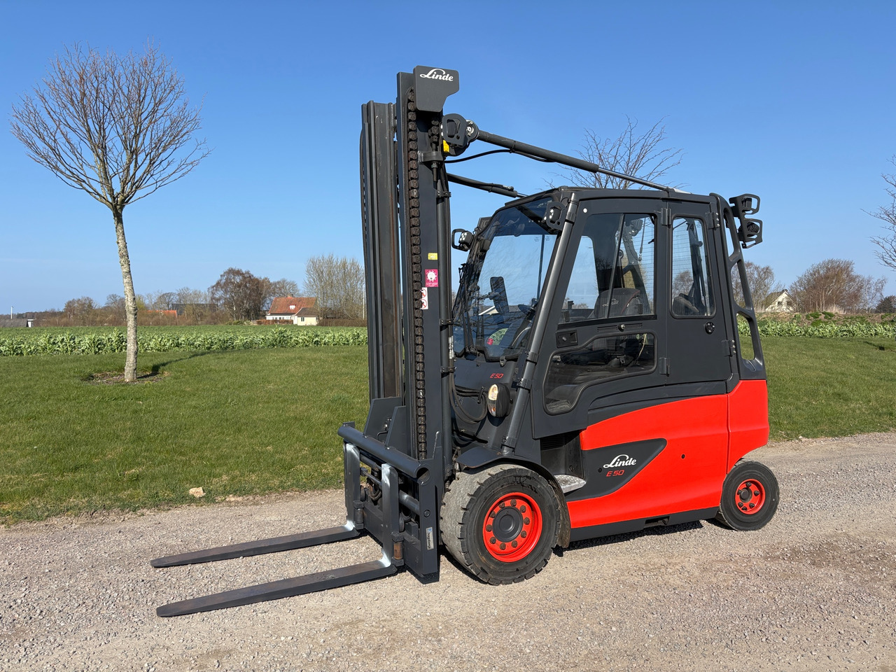 Linde E50HL - Material handling equipment: picture 1 Linde E50HL - Material handling equipment: picture 1