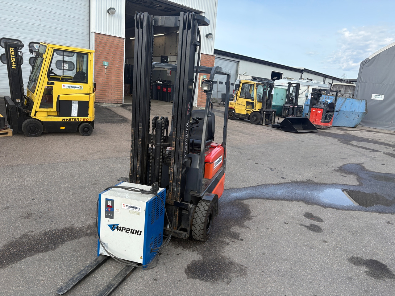 Toyota FBESF10 - Material handling equipment: picture 1 Toyota FBESF10 - Material handling equipment: picture 1