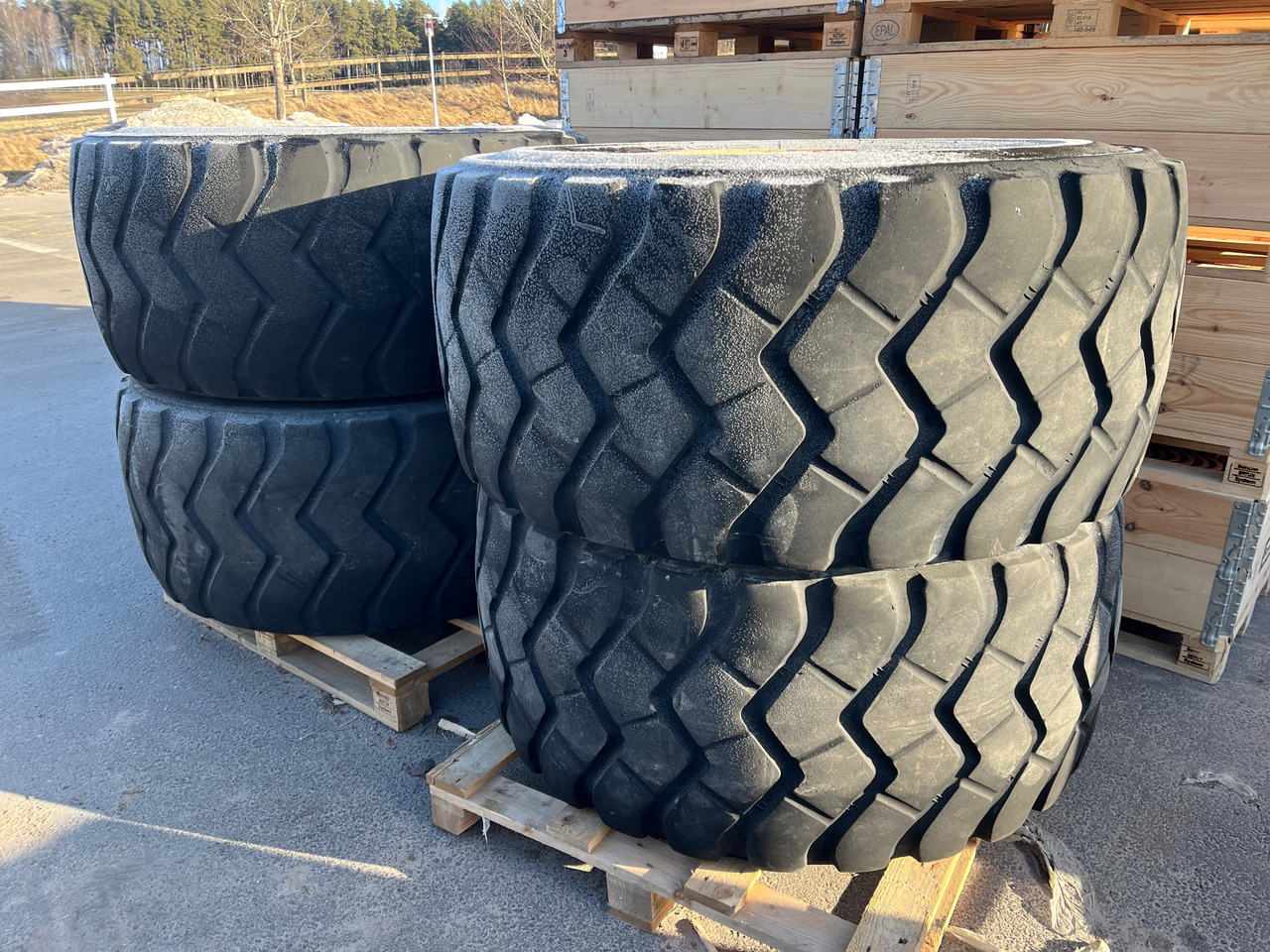 Maxam - Tire for Construction machinery: picture 1 Maxam - Tire for Construction machinery: picture 1