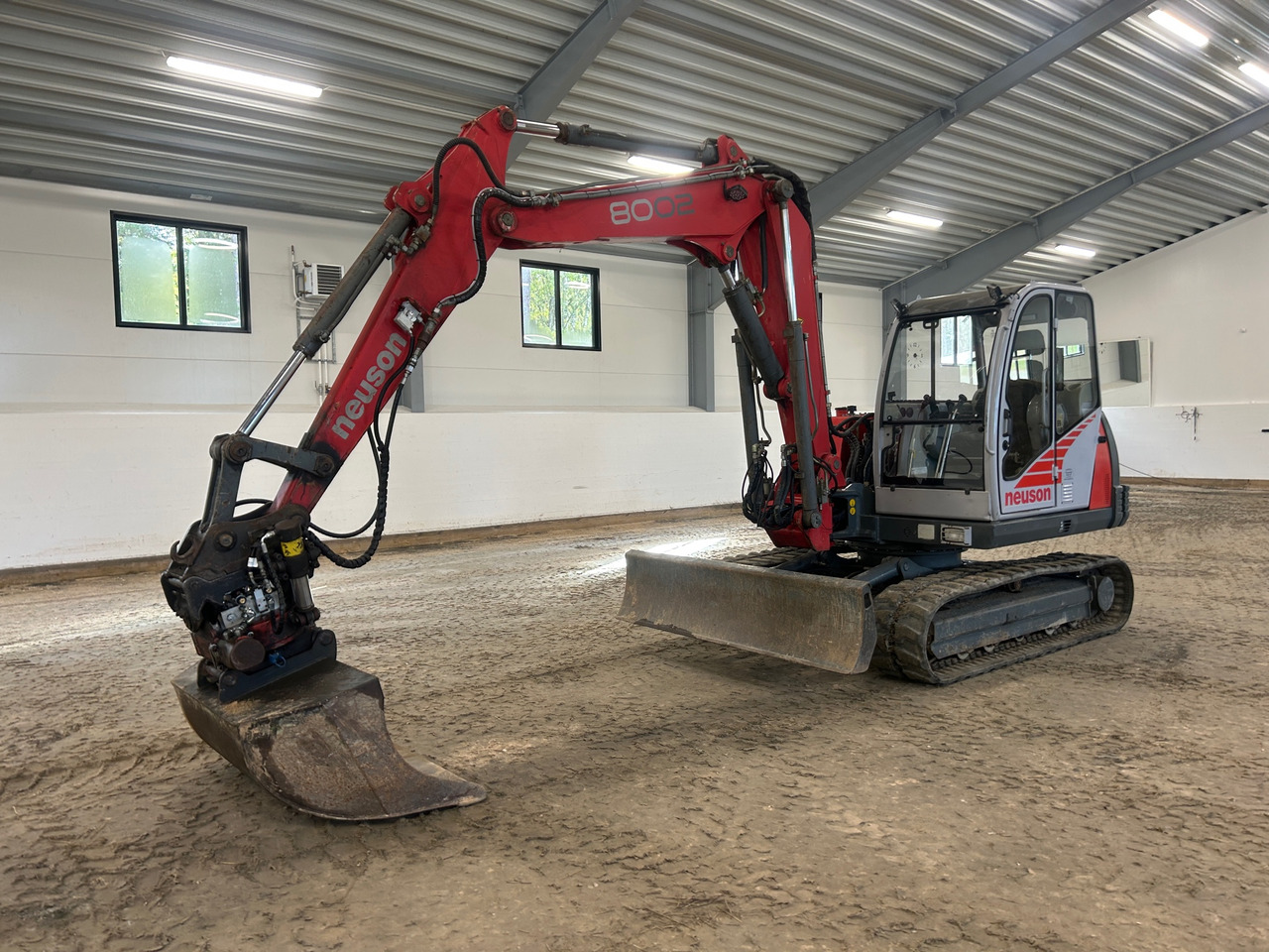 Neuson 8002 - Excavator: picture 1 Neuson 8002 - Excavator: picture 1