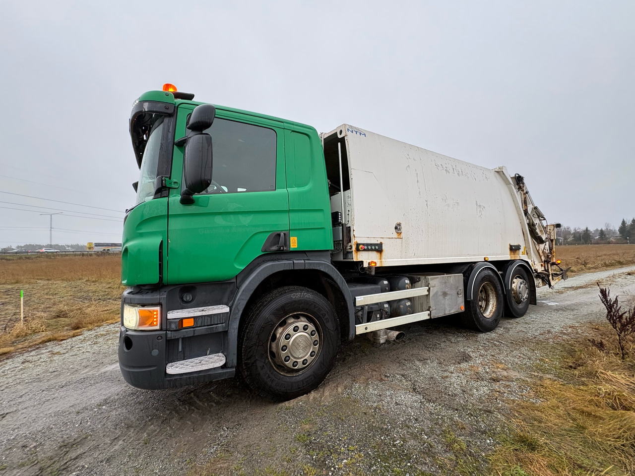 Scania P28DB6X2*4MNA - Garbage truck: picture 1 Scania P28DB6X2*4MNA - Garbage truck: picture 1