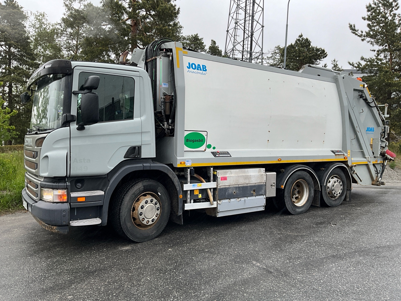 Scania P310 - Garbage truck: picture 1 Scania P310 - Garbage truck: picture 1