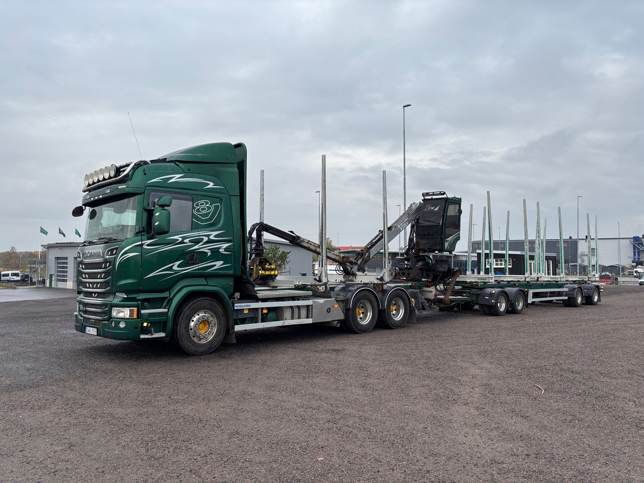 Scania R580 - Timber truck, Crane truck: picture 1 Scania R580 - Timber truck, Crane truck: picture 1