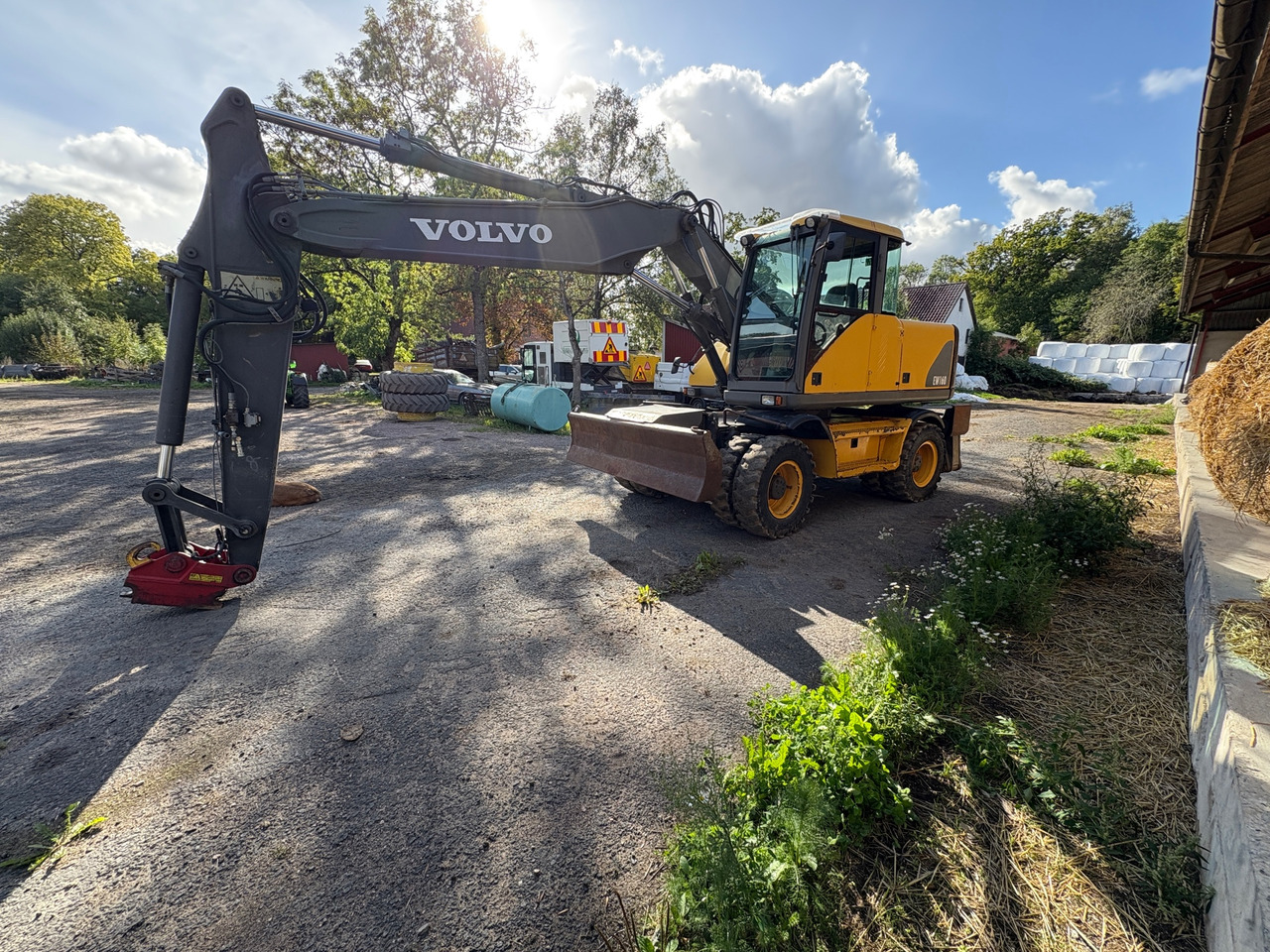 Volvo EW160 - Excavator: picture 1 Volvo EW160 - Excavator: picture 1