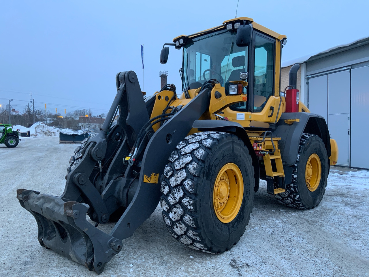 Volvo L90G - Wheel loader: picture 1 Volvo L90G - Wheel loader: picture 1