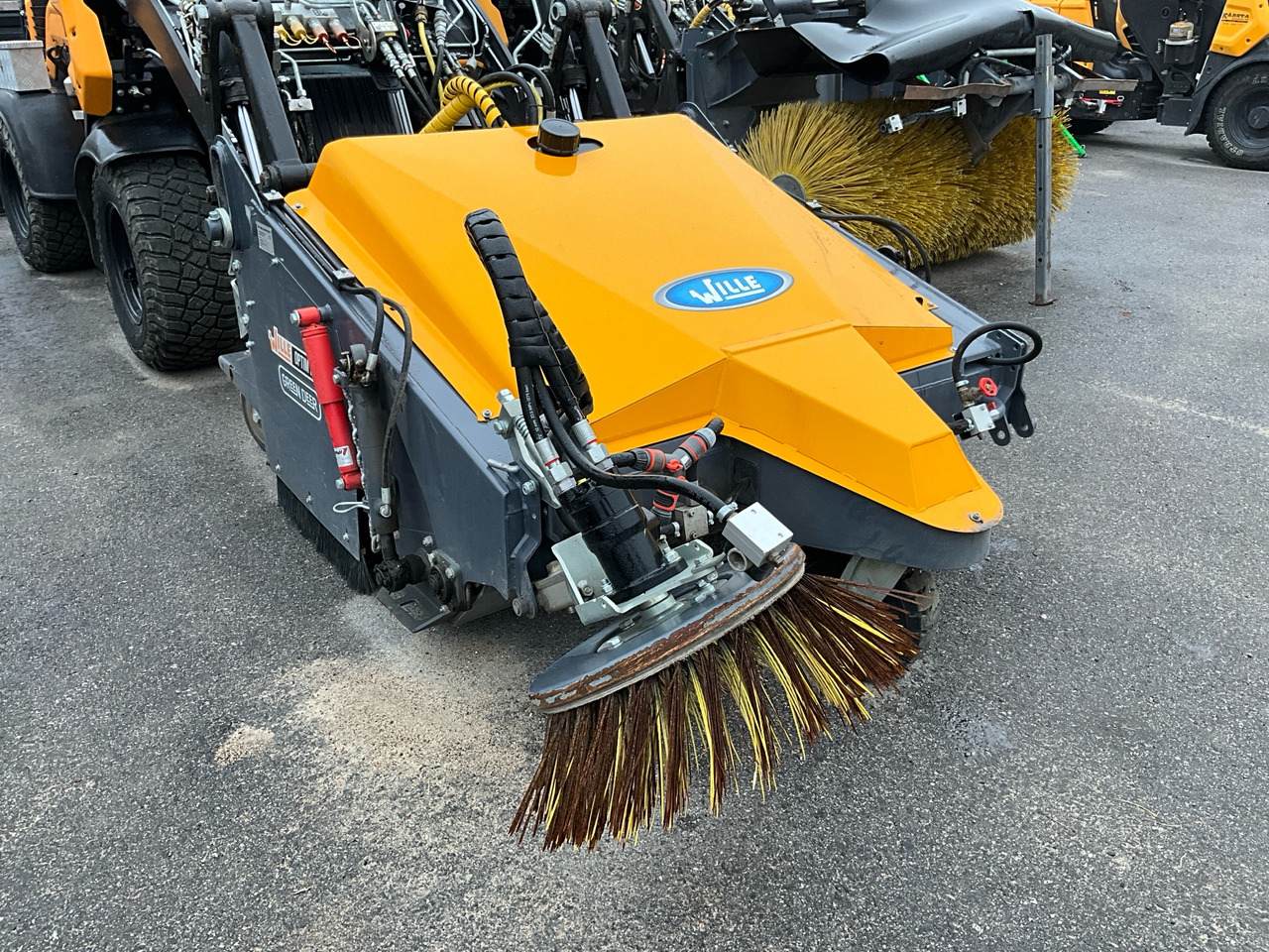 Wille Optim 205 - Broom: picture 1 Wille Optim 205 - Broom: picture 1