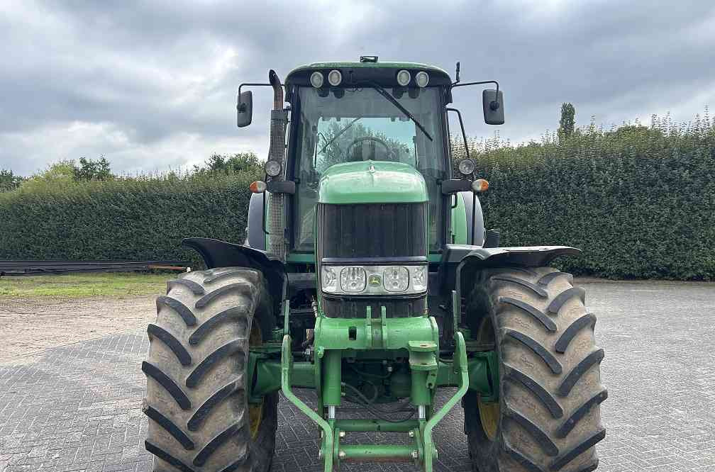 John Deere 7530 premium - Farm tractor: picture 4 John Deere 7530 premium - Farm tractor: picture 4