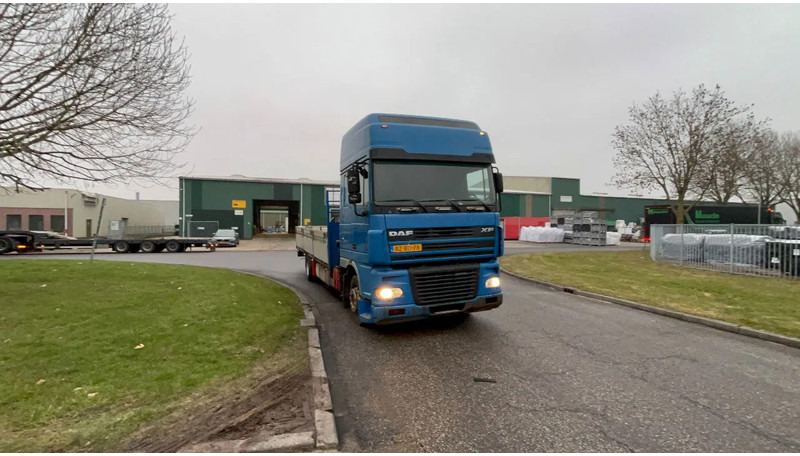DAF XF 95.380 Daf 95 XF 380 met Palfinger PK17500 - Dropside/ Flatbed truck, Crane truck: picture 1 DAF XF 95.380 Daf 95 XF 380 met Palfinger PK17500 - Dropside/ Flatbed truck, Crane truck: picture 1