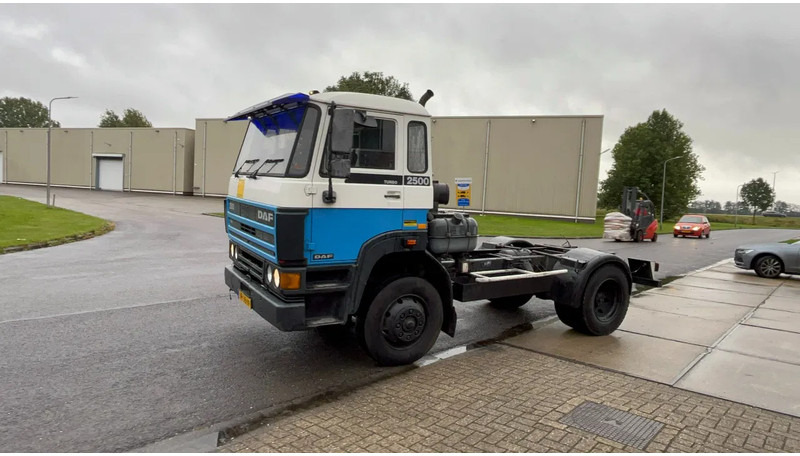 DAF 2500 Daf 2500 TI chassis - Tractor unit: picture 2 DAF 2500 Daf 2500 TI chassis - Tractor unit: picture 2