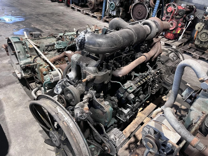 Volvo TD70G met scheeps keerkoppeling - Engine for Truck: picture 1 Volvo TD70G met scheeps keerkoppeling - Engine for Truck: picture 1